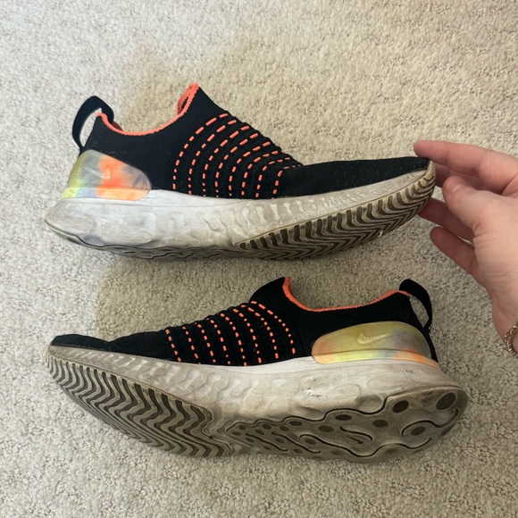 Nike Women’s React Phantom Run Flyknit 2 Running Shoes Black Multi Sz 9 US $145 - Picture 4 of 7